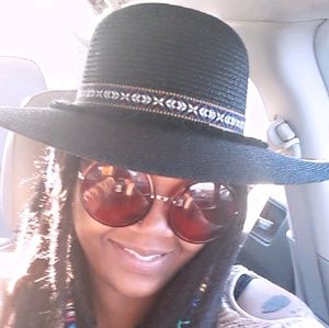 Meet your Posher, Rakel